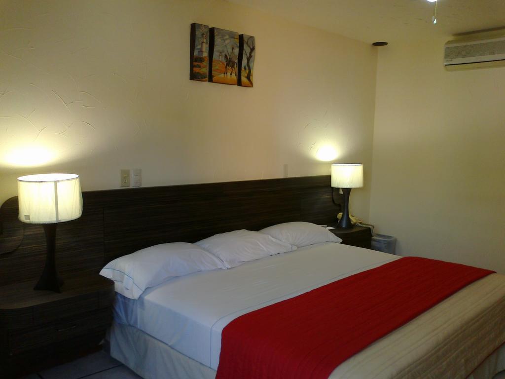 Hotel Real Del Sol Cuernavaca Exterior photo